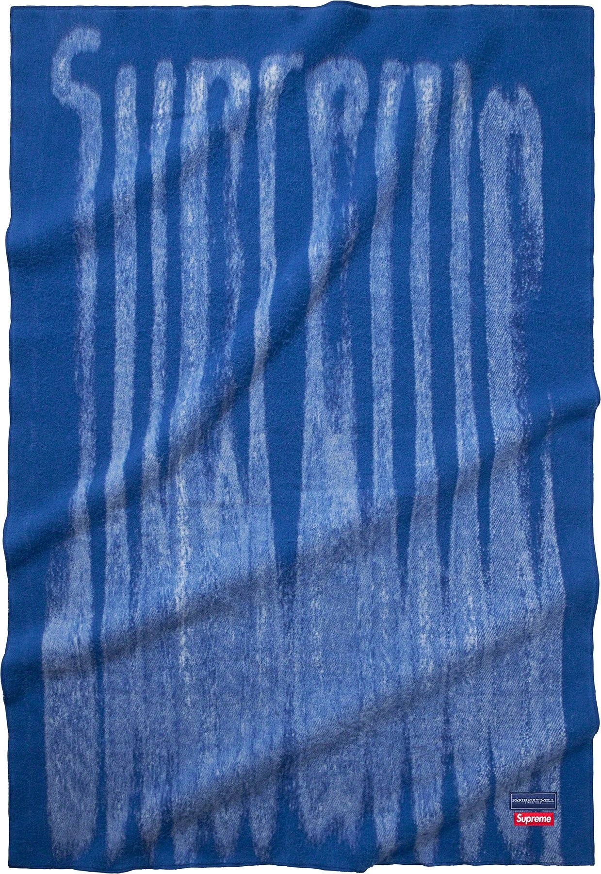 Blurred Logo Blanket view 6